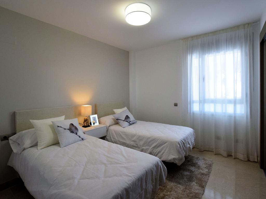 Belvilla By Oyo Miraval Sitio de Calahonda ภายนอก รูปภาพ